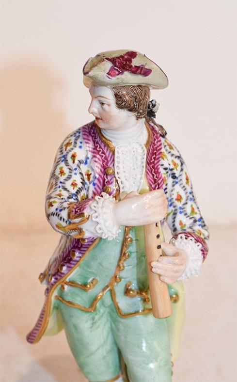 A tray of Continental porcelain figures including a Meissen style figure of a seated shepherd and - Image 8 of 32