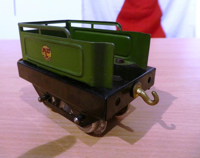Hornby O Gauge Great Northern Train Set (1920/21) consisting of c/w 0-4-0 locomotive 2710 green with - Image 9 of 19