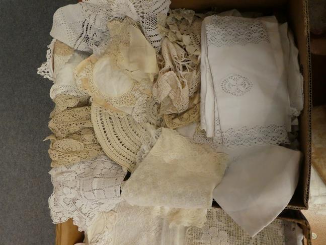 Assorted white linen cloths, cotton bed linen, table linen, linen towels, etc many with crochet - Image 3 of 16