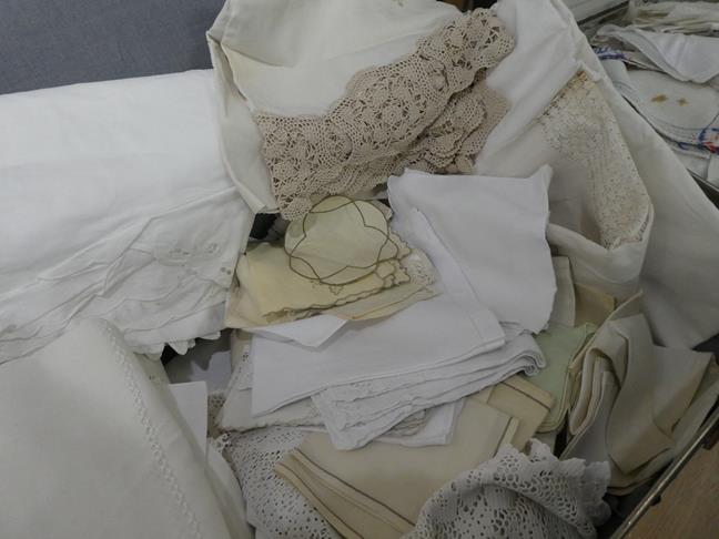 Quantity of assorted white linen, embroidered textiles, handkerchiefs, table linens in a navy - Image 5 of 12