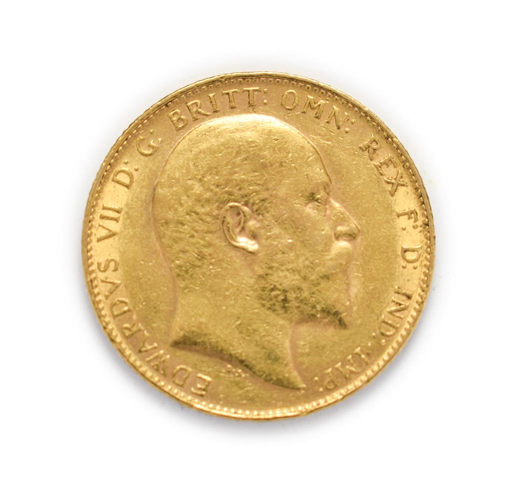 Edward VII (1901 - 1910), 1910 Sovereign. Obv: Bare head of Edward VII right, DeS. below - Image 2 of 2