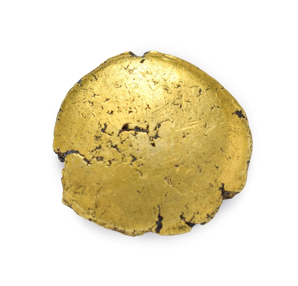 Celtic, Early Uninscribed ''Remic'' Gold Stater. C. 65 B.C. 5.88g, 18.5mm. Type Qb. Obv: Blank. Rev: - Image 2 of 2