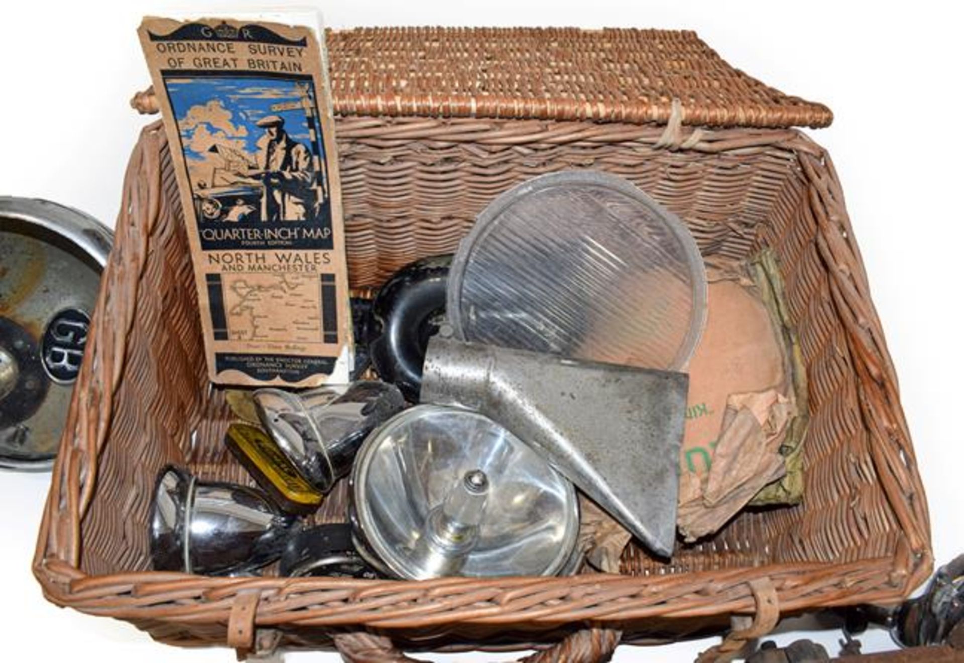 Assorted Vintage Car Spares, in a wicker basket, to include an instrument panel with speedo, a Lucas - Bild 2 aus 2