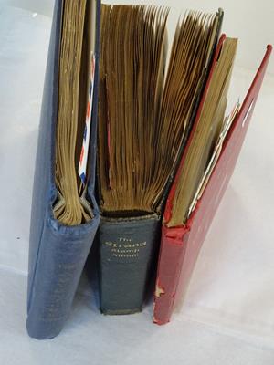 Worldwide collection in 3 albums, including a vintage Strand album well-filled with approx. 2000