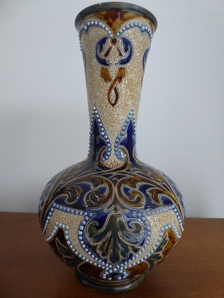 Eliza Simmance (working 1873-1928): A Pair of Doulton Lambeth Stoneware Vases, decorated with - Image 6 of 15