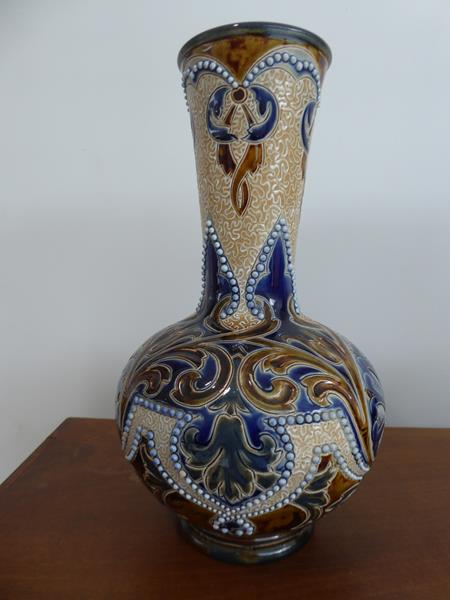 Eliza Simmance (working 1873-1928): A Pair of Doulton Lambeth Stoneware Vases, decorated with - Image 12 of 15