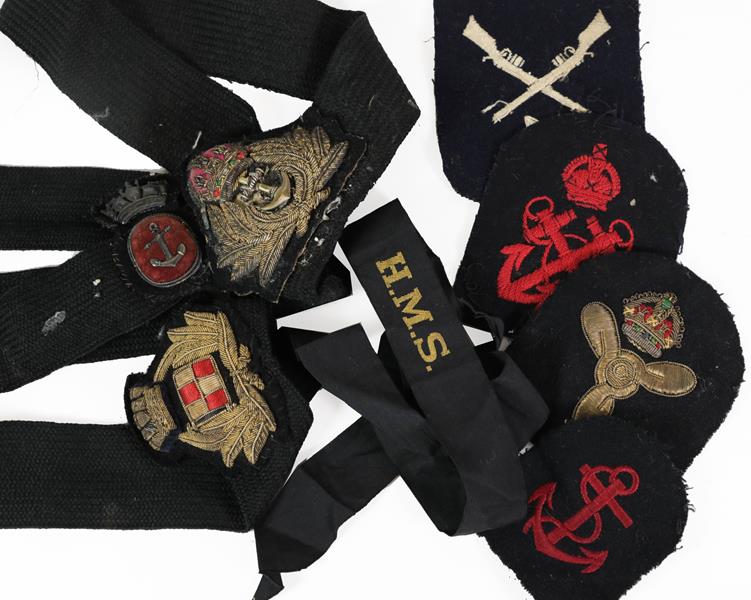 A Quantity of Second World War Royal Navy Insignia, including rank badges, cap talleys, ratings - Image 3 of 3