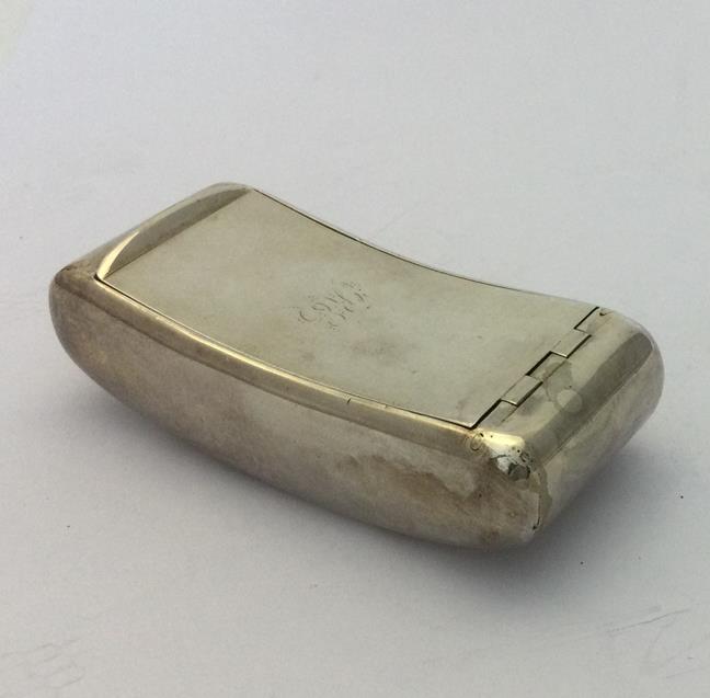 A George III Silver Snuff-Box, by Samuel Pemberton, Birmingham, 1809, curved oblong and with - Image 6 of 6