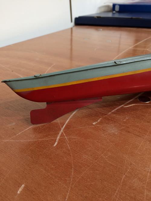 Abbey Toys (Made In Germany) The Singles Champion Kayak clockwork with three colour hull and - Image 9 of 18