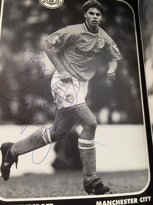 Autographed Football Items including David Fairclough, Ray Clemence, Phil Thompson, Kenny Dalgleish, - Image 16 of 34
