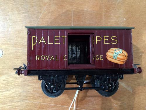 Hornby Series O Gauge Palethorpes Sausage Van (E box G) - Image 2 of 7