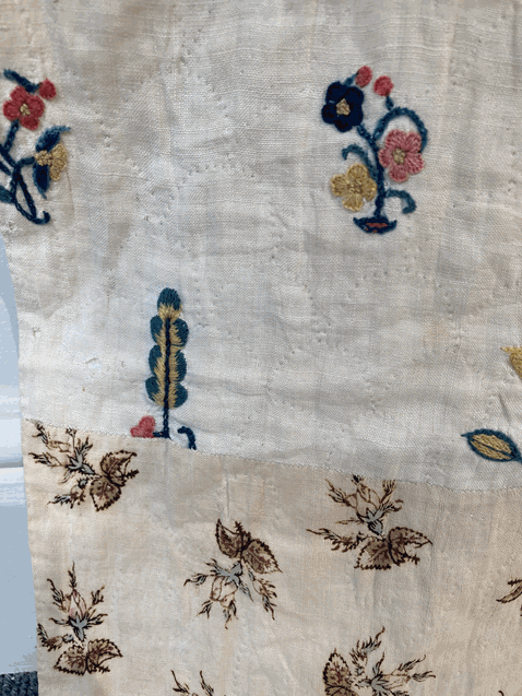 An Exceptional Early 19th Century Patchwork Quilt, with a central panel embroidered with fine wool - Image 14 of 80