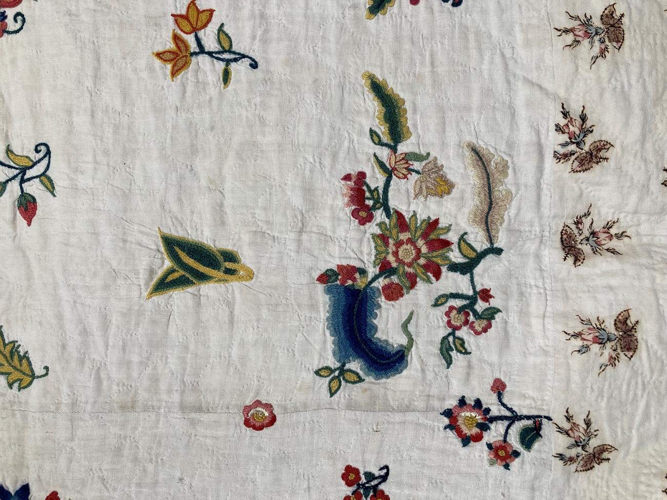 An Exceptional Early 19th Century Patchwork Quilt, with a central panel embroidered with fine wool - Image 61 of 80