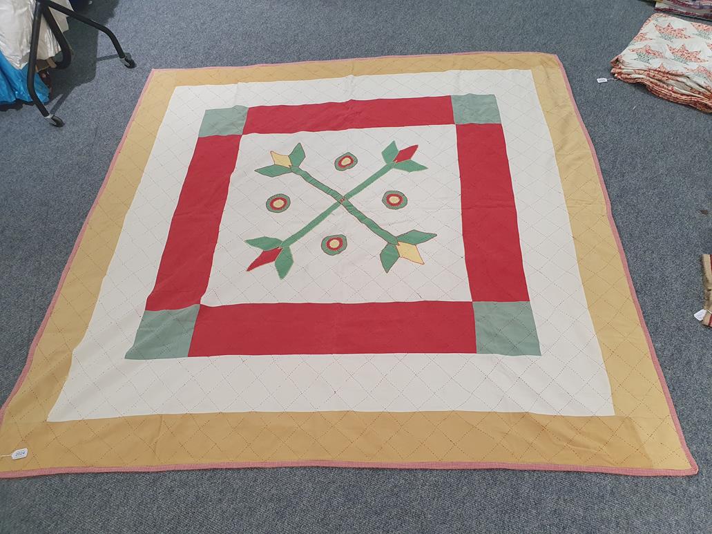 Late 19th Century/Early 20th Century Folk Art Quilt, with appliqued centre of crossed lilies - Image 3 of 15