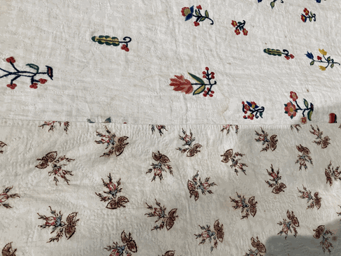 An Exceptional Early 19th Century Patchwork Quilt, with a central panel embroidered with fine wool - Image 38 of 80