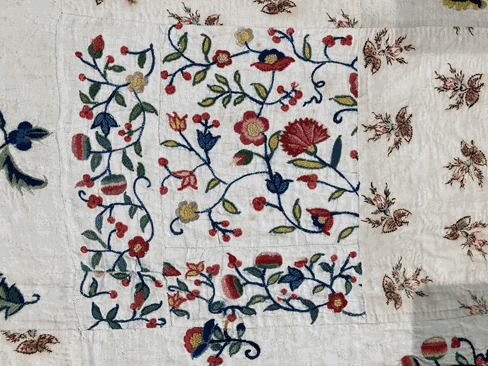 An Exceptional Early 19th Century Patchwork Quilt, with a central panel embroidered with fine wool - Image 54 of 80