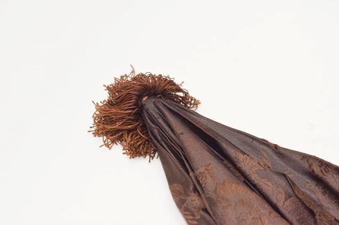 Five assorted Edwardian parasols with silk and cotton printed mounts, together with a brown silk - Image 19 of 25