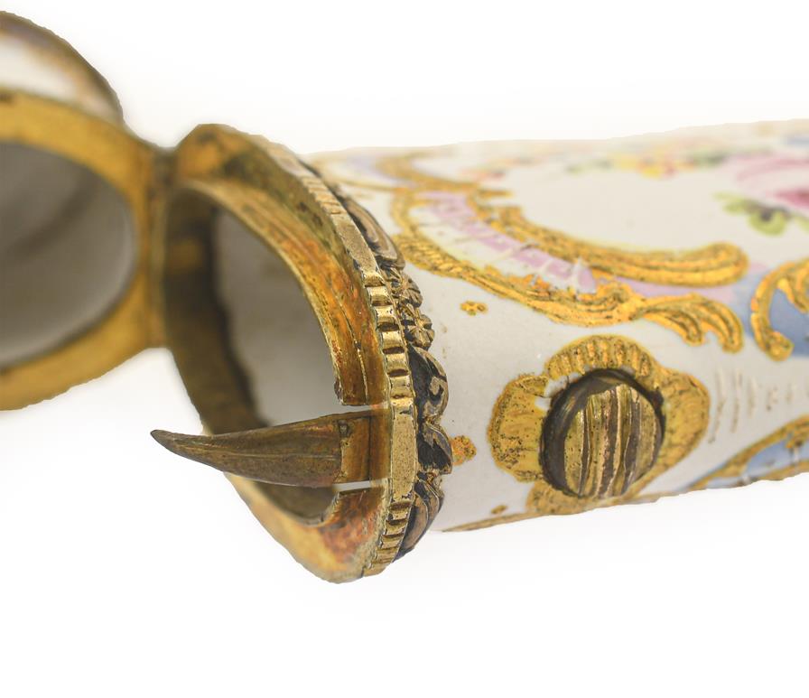 A George III Gilt-Metal Mounted Enamel Etui With Scent-Bottle, Probably South Staffordshire, Circa - Image 2 of 9