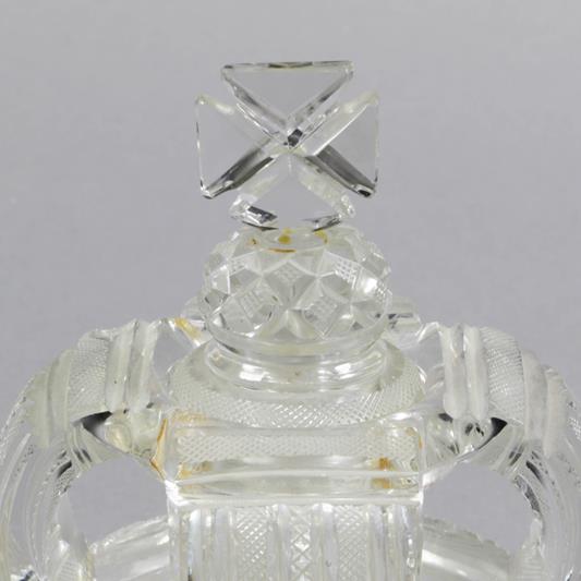 A Pair of George IV or Later Cut-Glass Scent-Bottles, by John Blades or His Successors Blades and - Image 2 of 3