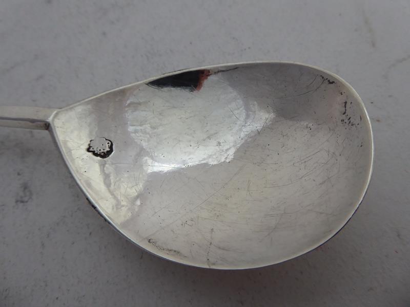 A James I Silver Seal-Top Spoon, Maker's Mark WF, Probably for William Frend, London, 1620, the - Image 4 of 6