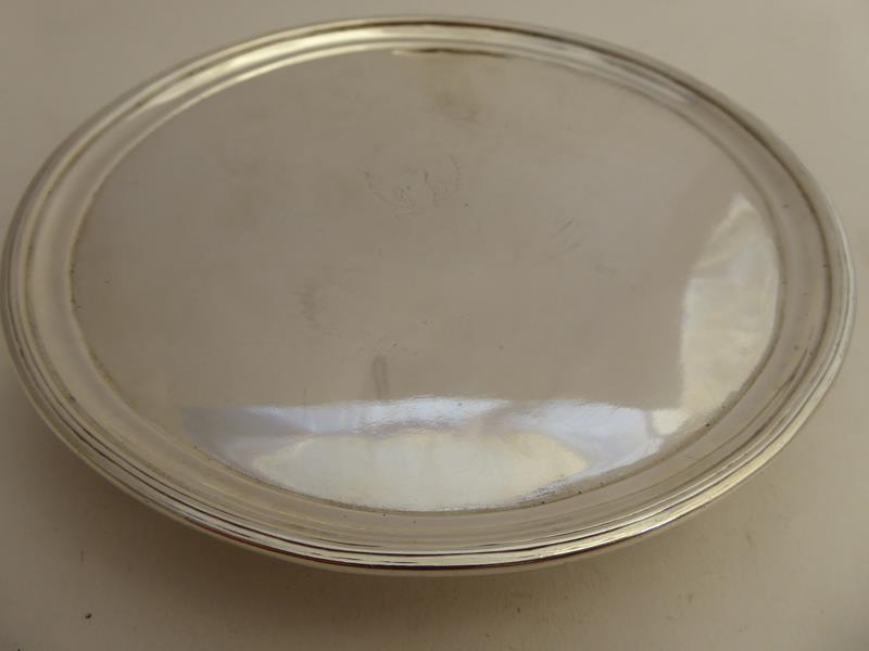 A George III Provincial Silver Waiter, by Robert Cattle and James Barber, York 1807, circular and on - Image 6 of 6