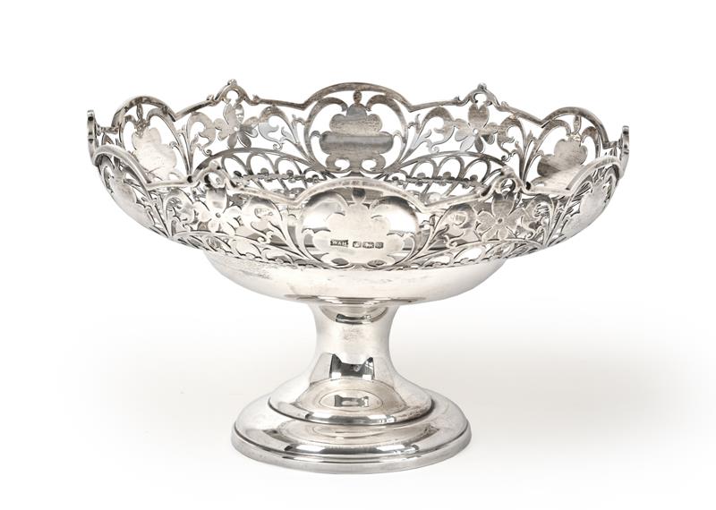 A George V Silver Pedestal-Bowl, by Walker and Hall, Sheffield, 1924, the bowl circular, the sides