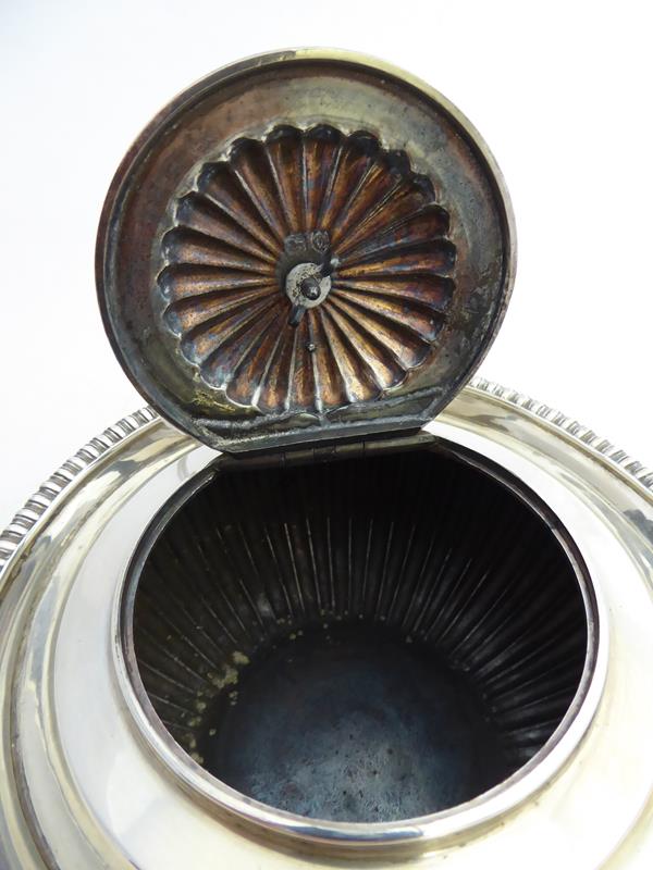 A Three-Piece Victorian Silver Tea-Service, by Walter and John Barnard, London, 1891, each piece - Image 8 of 8