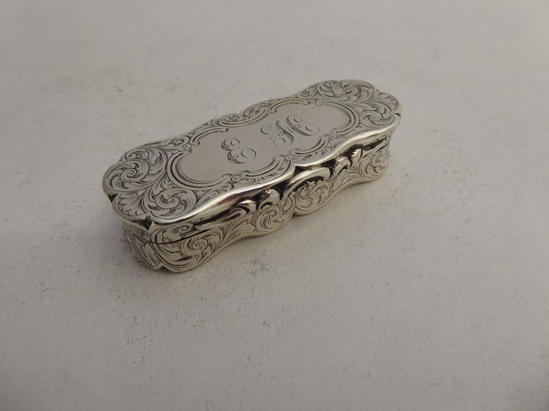 A George III Silver Snuff-Box and a Victorian Silver Snuff-Box, The First by Joseph Willmore, - Image 2 of 11