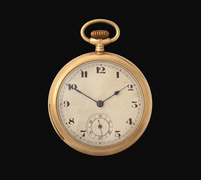A 9 Carat Gold Open Faced Quarter Repeater Pocket Watch, 1943, gilt finished lever movement, quarter