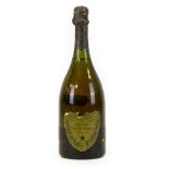 Moët et Chandon Dom Perignon 1975 Champagne (one bottle) . The closure with some damage to the