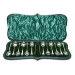 A Cased set of Twelve Edward VII and George V Silver Teaspoons and a pair of Sugar-tongs, by