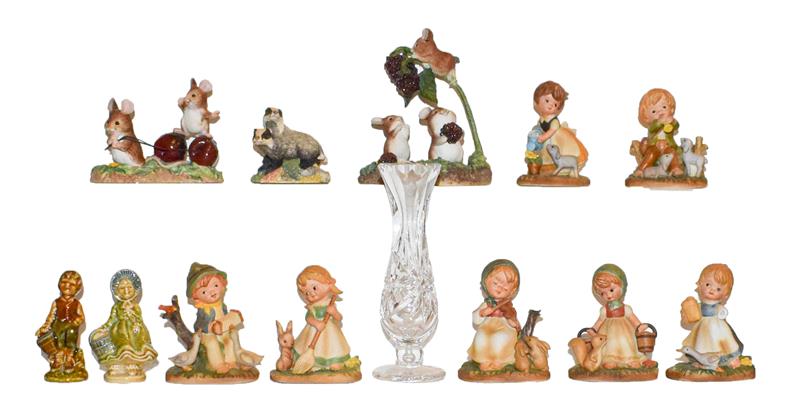 A quantity of mixed collectables including glassware etc, including Wedgwood, Swarovski, Border Fine