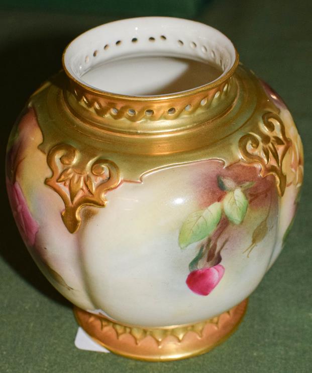 A Royal Worcester Hadley ware vase and a Royal Worcester vase, painted with roses (2) Twin-handled - Image 2 of 16