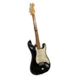 Fender Stratocaster Electric Guitar Made in Mexico no.MZ4225451 (2004) black body, white