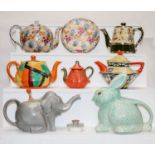 A collection of early to mid 20th century teapots to include Grimwades Marguerite pattern, Crown