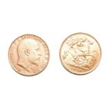 Two gold half sovereigns dated 1902 and 1914