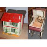 A Triang doll's pram, two 1950s dolls houses and a toy weaving loom (4)