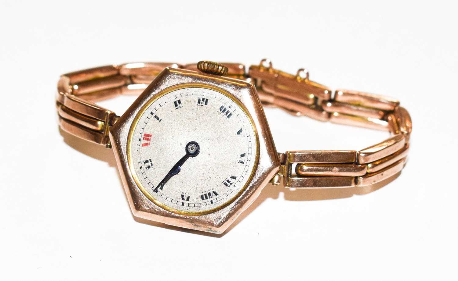 A Seiko wristwatch; a plated alarm wristwatch; and a 9 carat gold wristwatch - Image 2 of 4