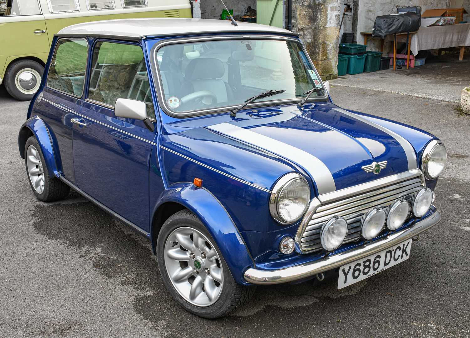 2001 Mini Cooper Sport 500Registration number: Y686 DCKDate of first registration: 26/03/2001VIN