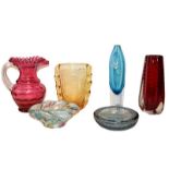 An Orrefors glass vase, four pieces of Whitefriars glass and a cranberry glass jug (6)