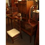 An Edwardian mahogany chest of drawers 91cm by 44cm by 80cm, together with a shield-form toilet