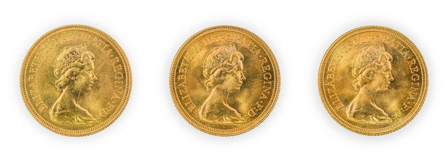 Elizabeth II, Sovereigns (3), 1974, second head (S.SC1). Uncirculated - Image 2 of 2