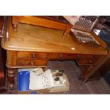 19th c. mahogany kneehole writing desk having five drawers on turned legs, 4ft wide x 2ft deep x 29"