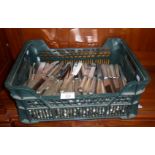 Large quantity of silver plated cutlery (table knives), Panel Reed pattern