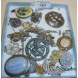 Vintage jewellery brooches etc., inc. an opal Shamrock gold? bar brooch, silver bits etc.