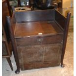 Georgian mahogany commode seat on pad feet