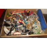 Box of assorted costume jewellery