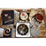 Powder compacts including boxed Stratton and vintage costume jewellery