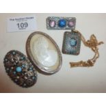Vintage brooches and other jewellery