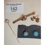9ct gold earrings, pin and bar brooch